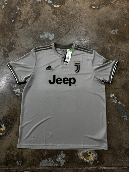 Adidas "Juventus" Football Jersey XXL